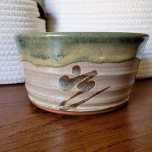 Clement Clay Works Stoneware Pottery Bowl In Excellent Condition